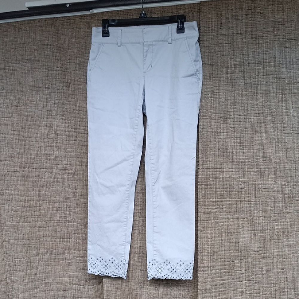 Loft Cotton White Lace Hem Twill Ankle  Pants